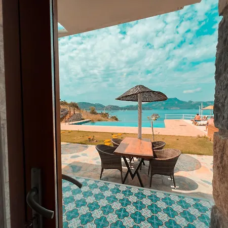 住宿加早餐酒店 Alice 4*