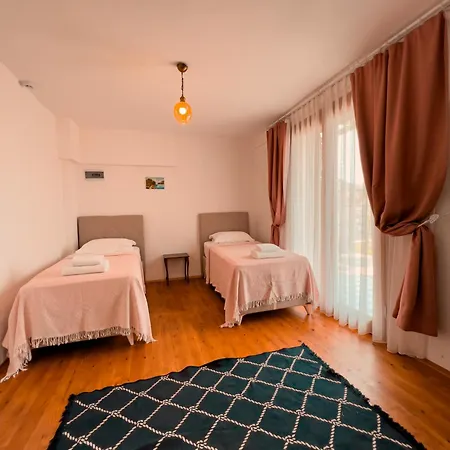 Alice B&B 3*
