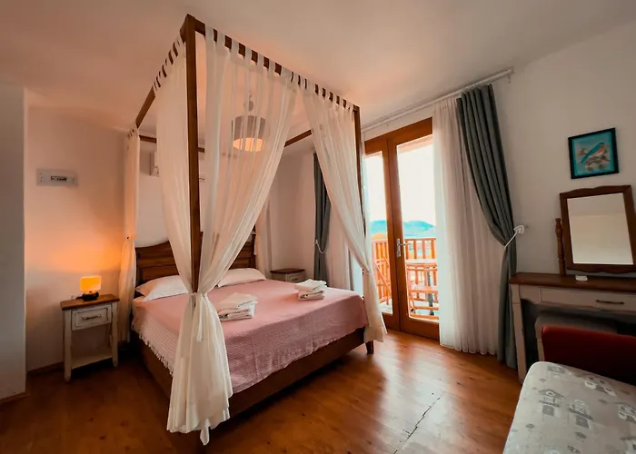 Alice Bed & Breakfast