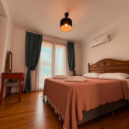 Alice Bed and Breakfast